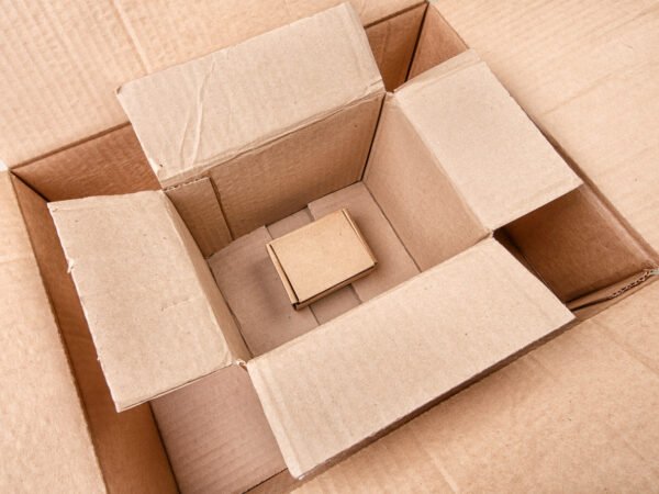 Corrugated box packaging